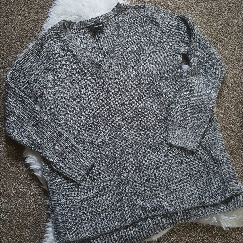 TORRID  Sweater Womens Size  Large‎